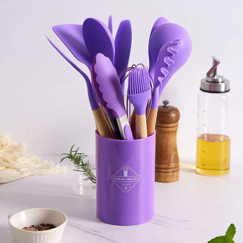 Conjunto de Utensílios de Silicone com cabo de madeira 12 peças